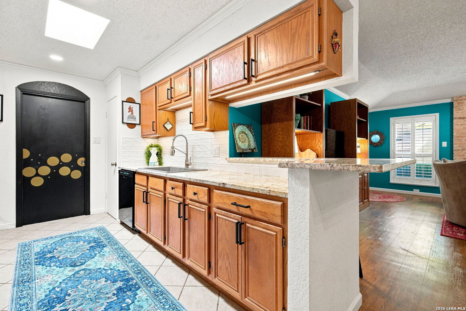 main property photo 9