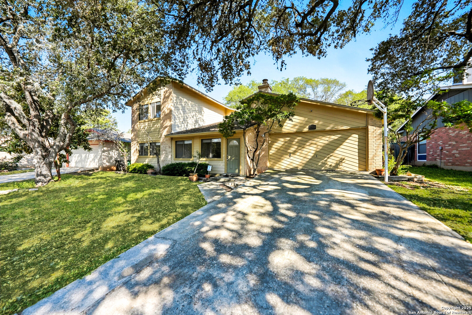 main property photo 2