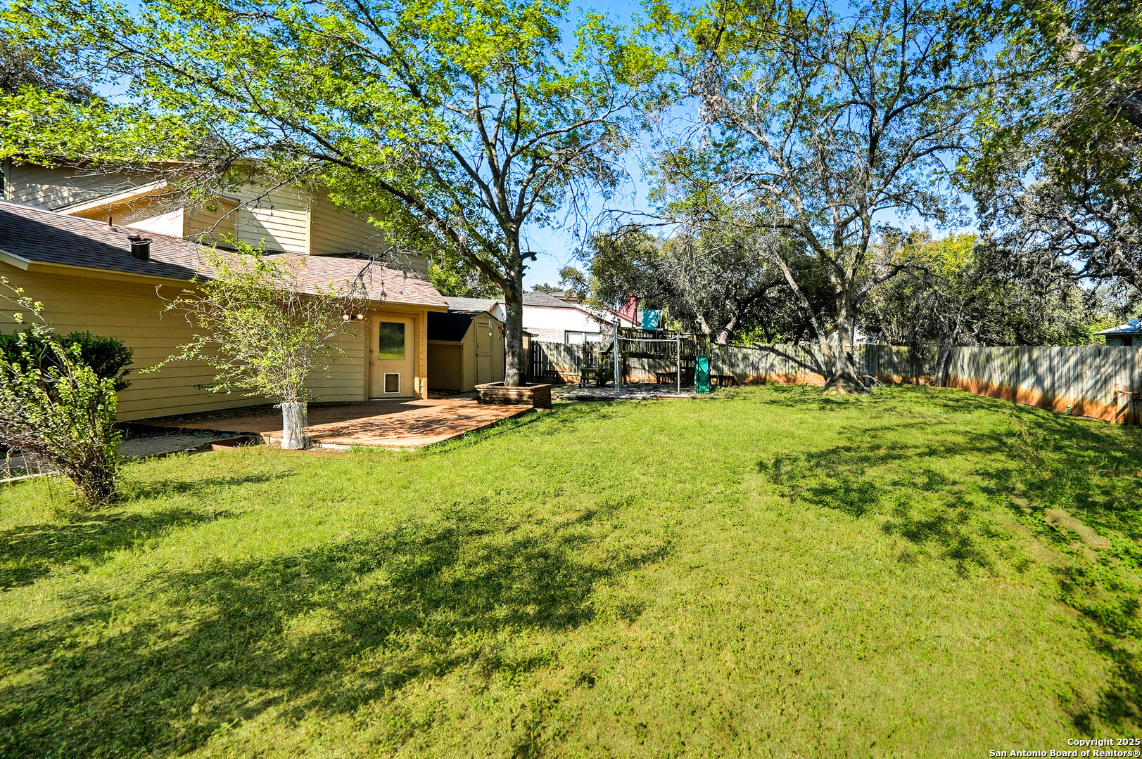 main property photo 35