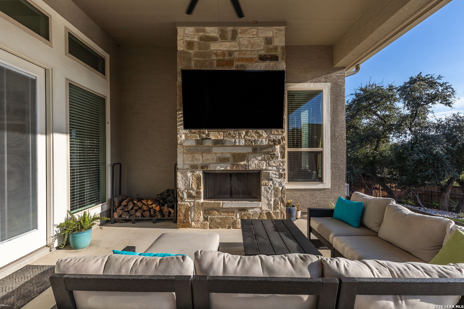 main property photo 31