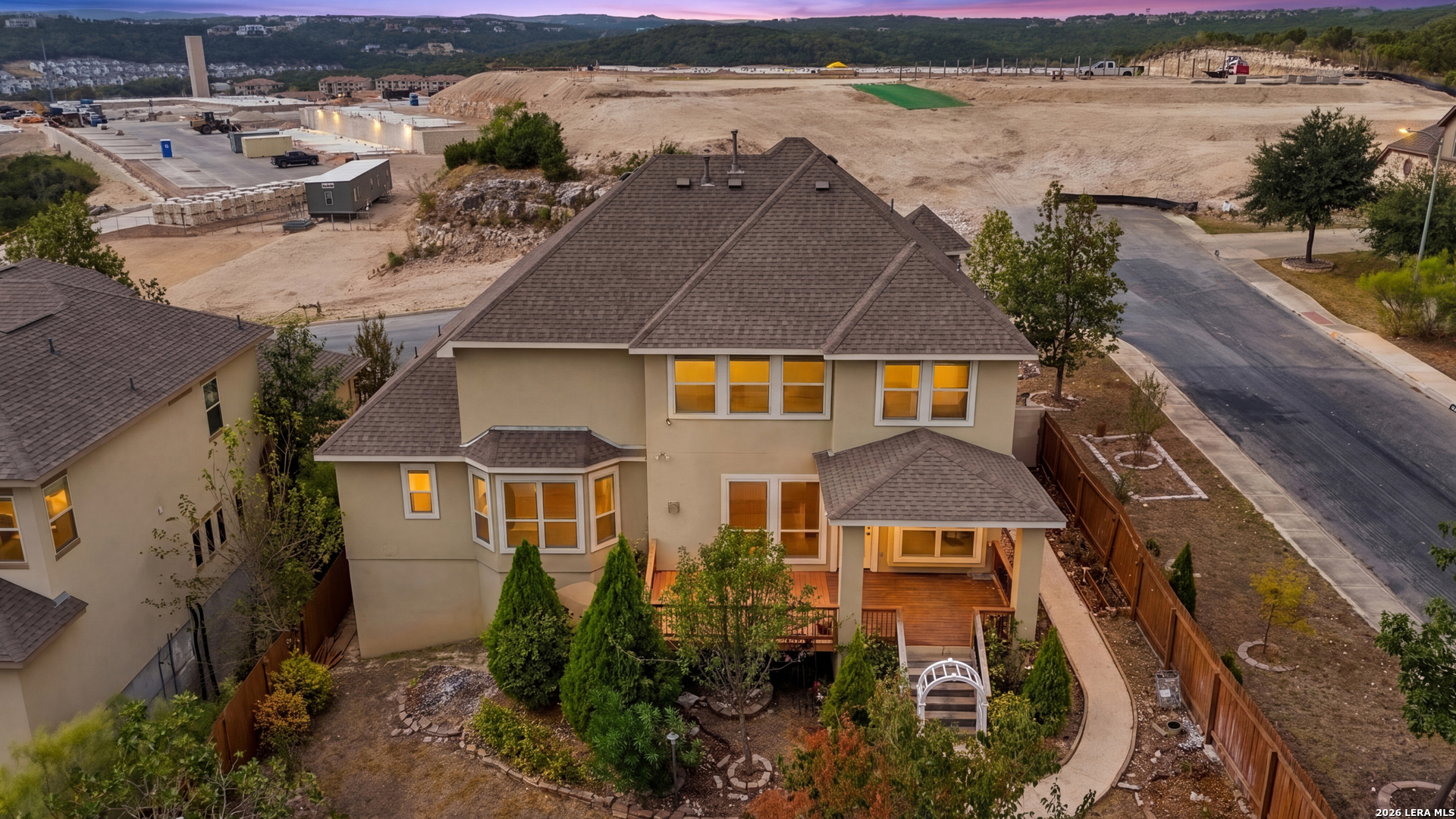 main property photo 31