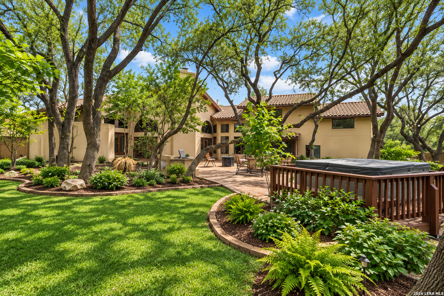 main property photo 40