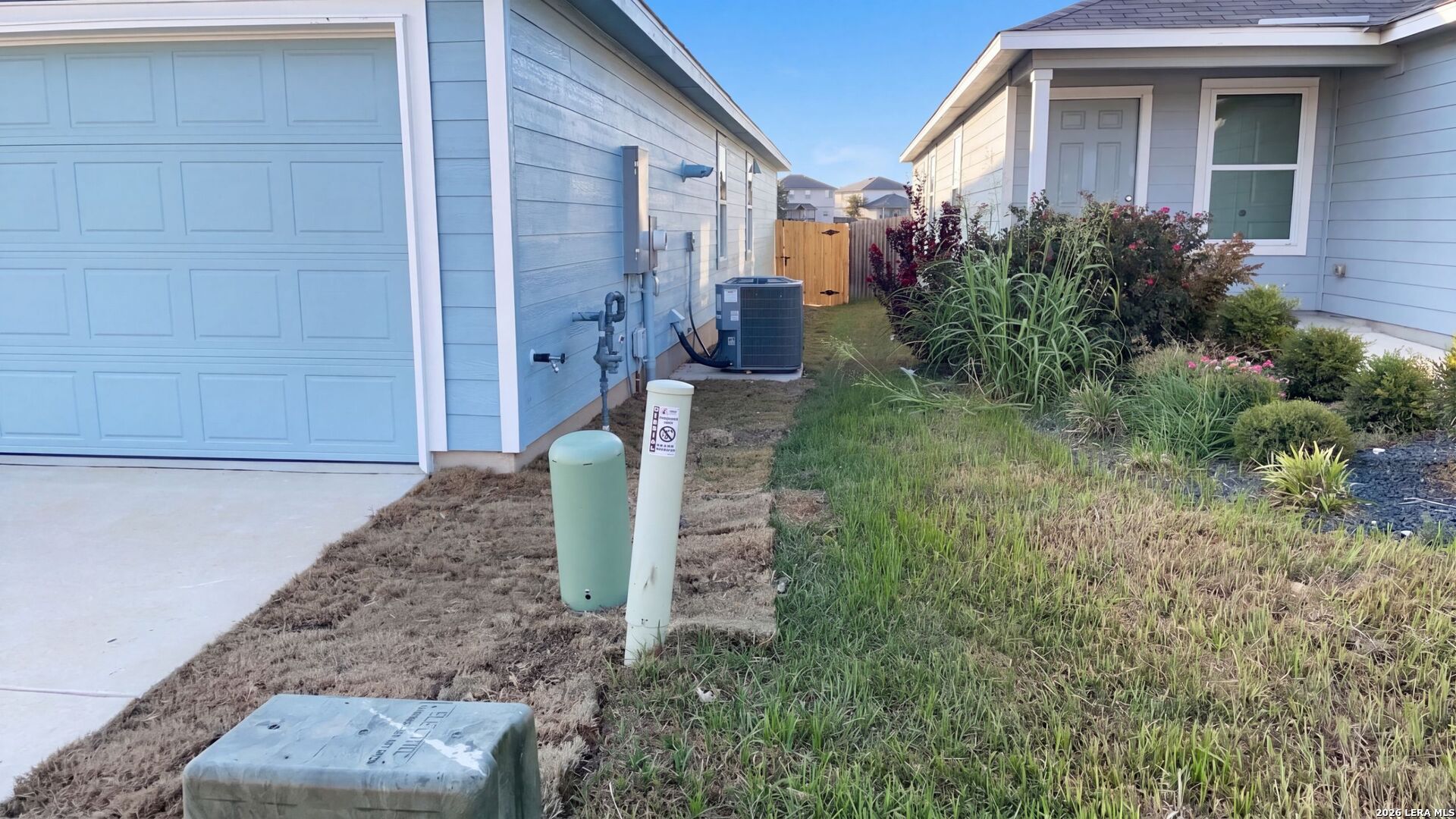 main property photo 51