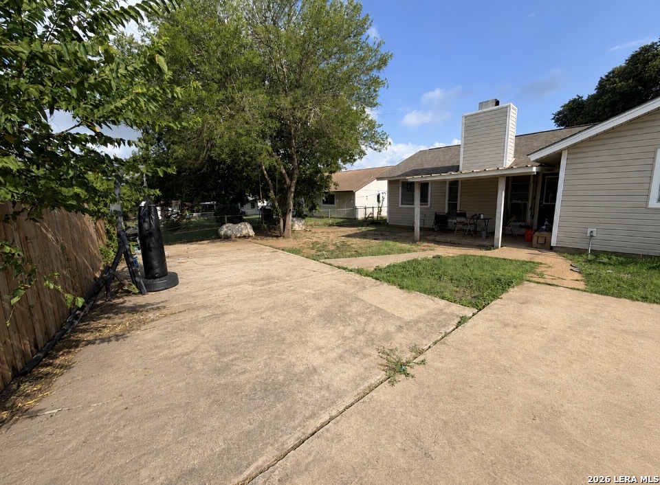 main property photo 14