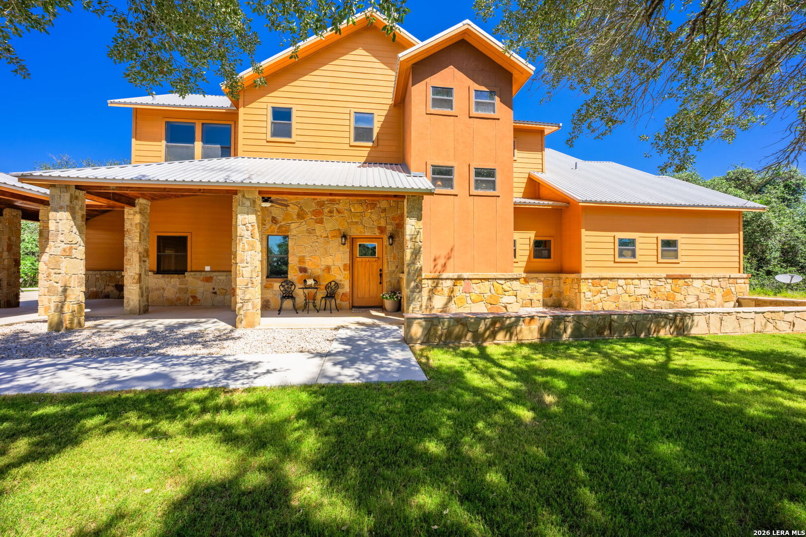 main property photo 1