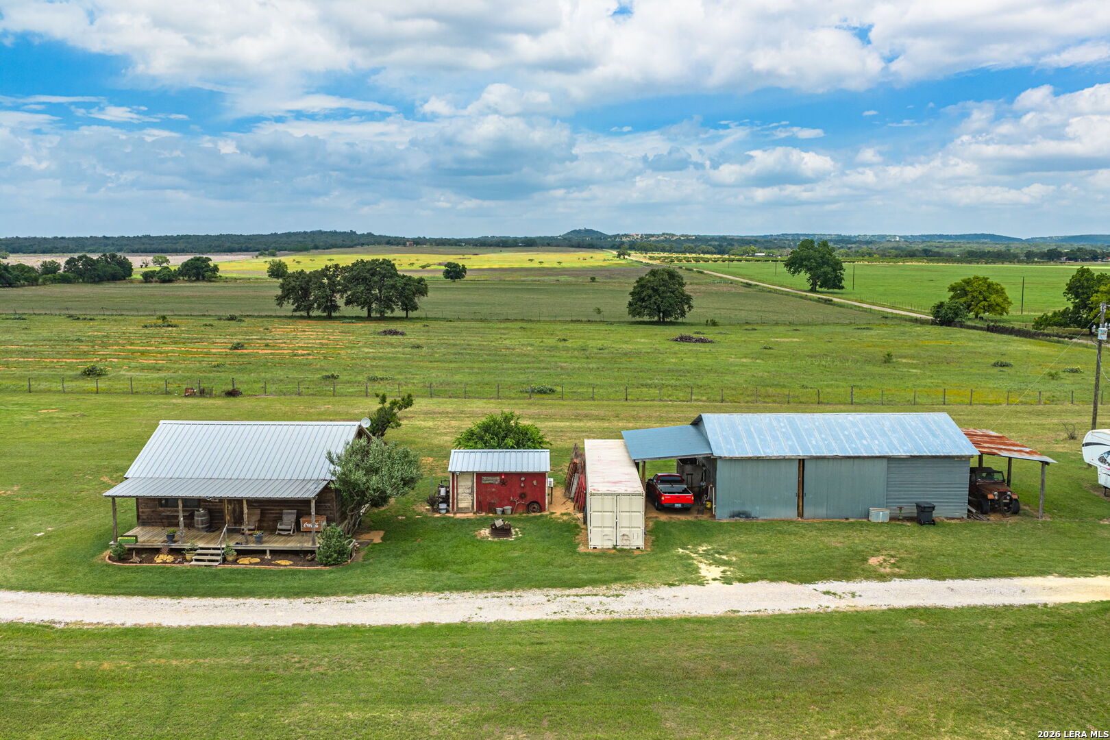 main property photo 33