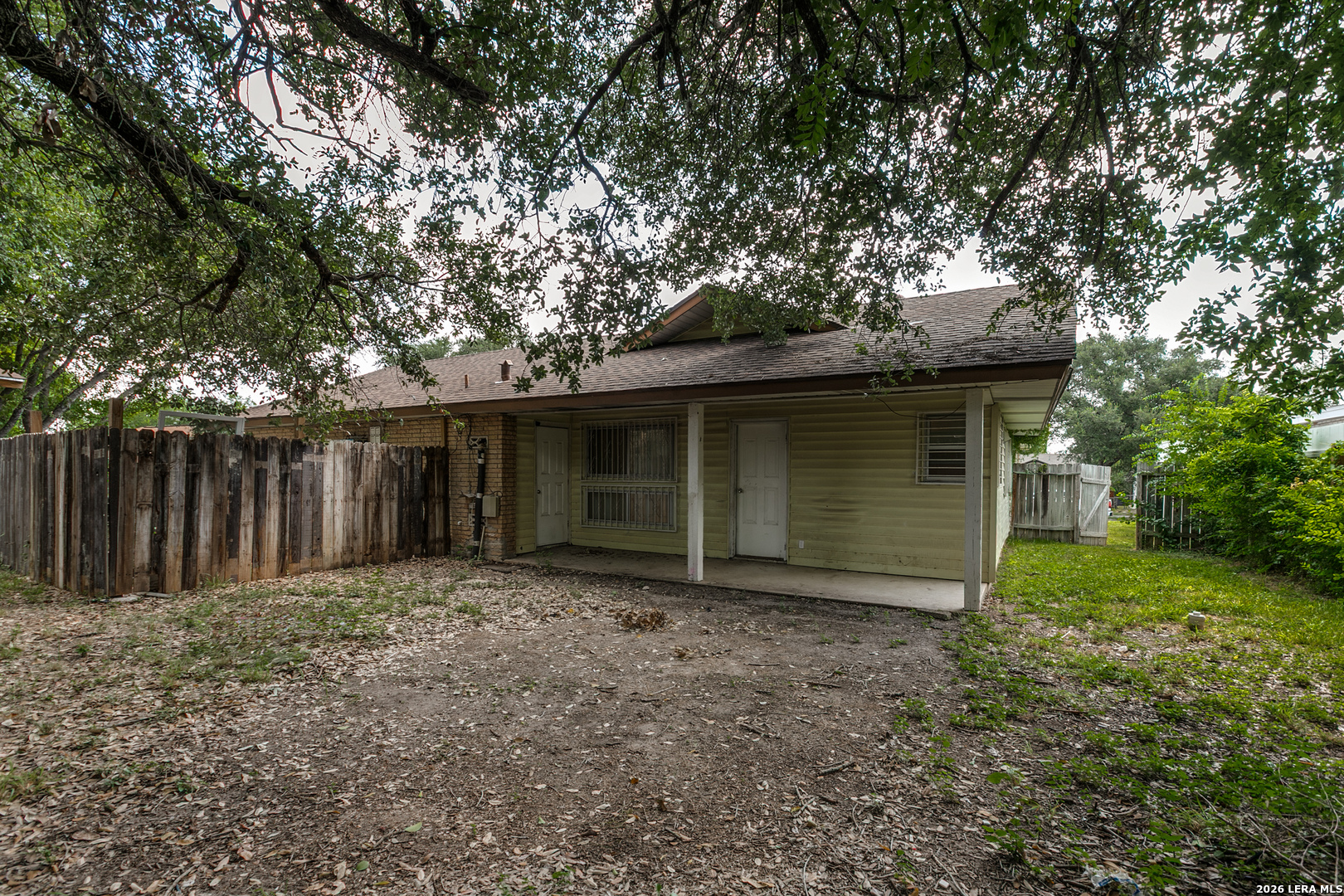 main property photo 23