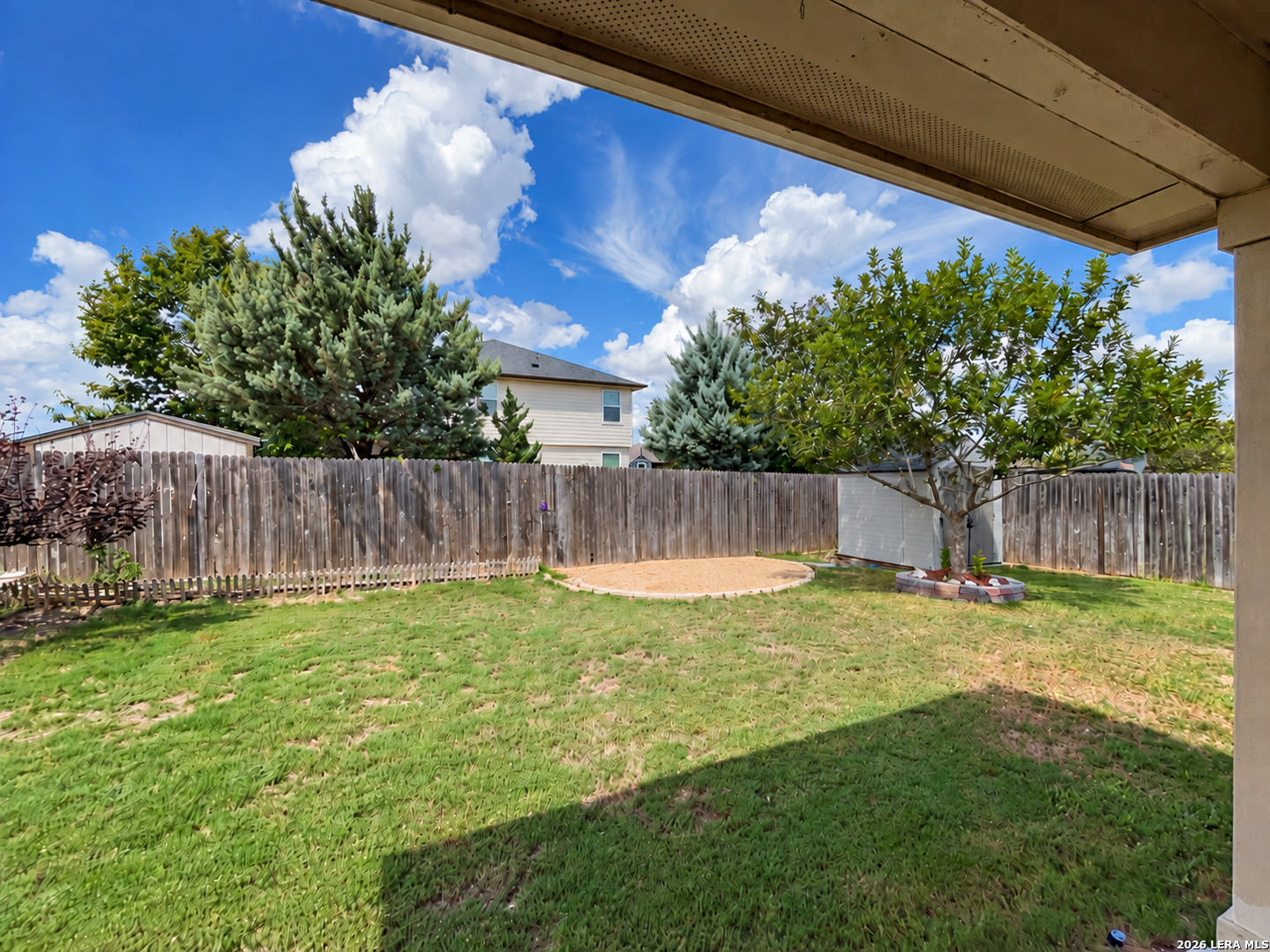 main property photo 36