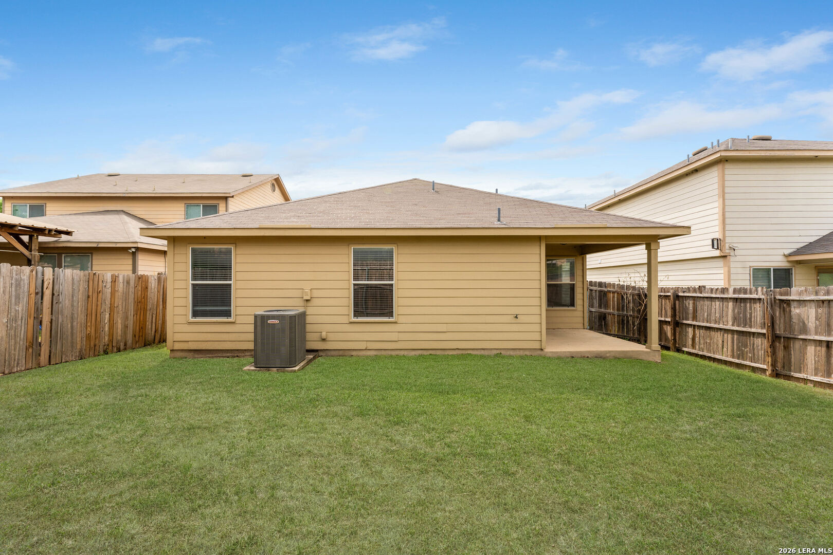 main property photo 13