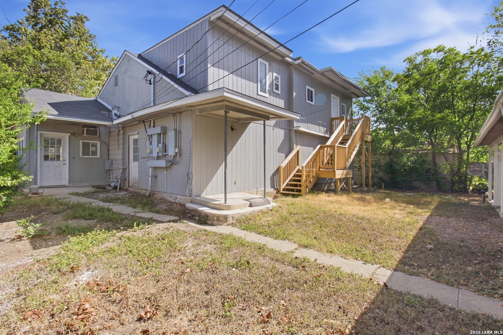 main property photo 18