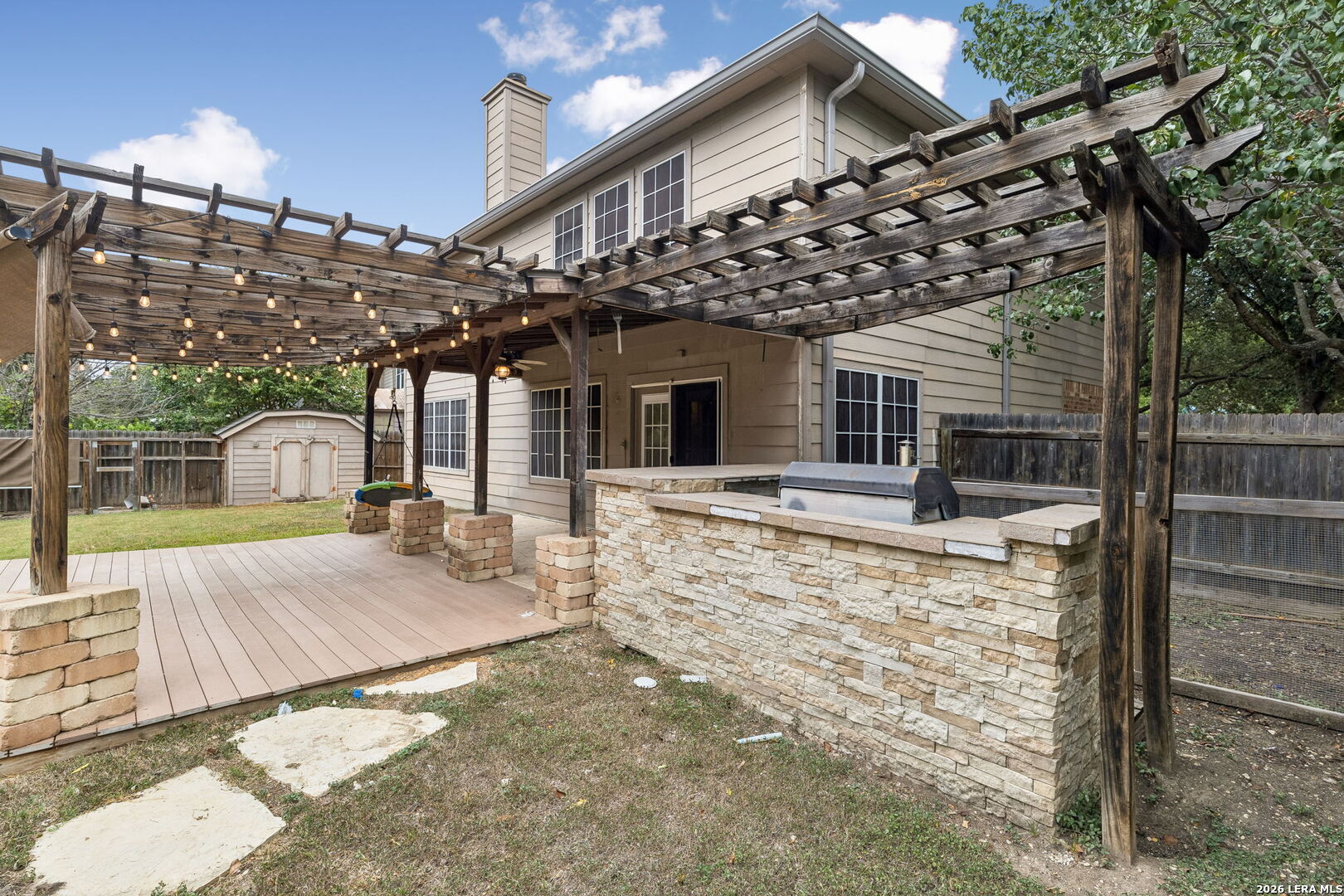 main property photo 35