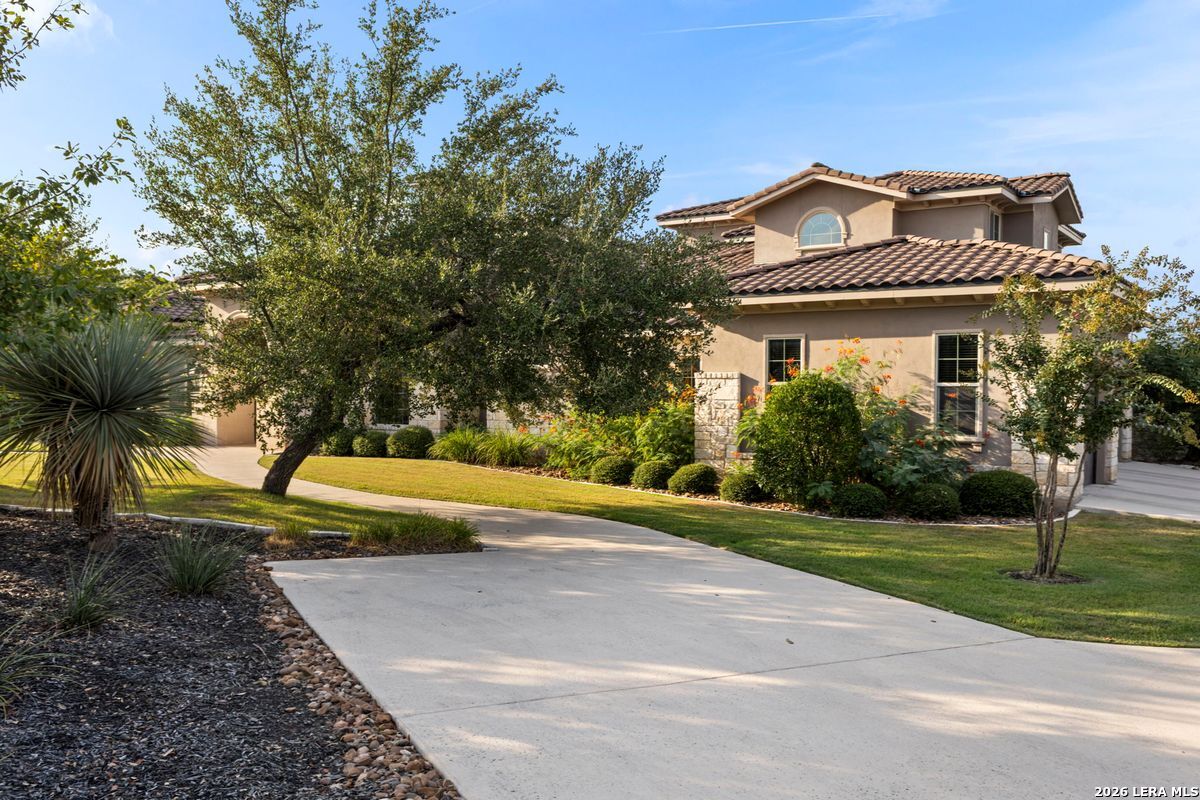 main property photo 74