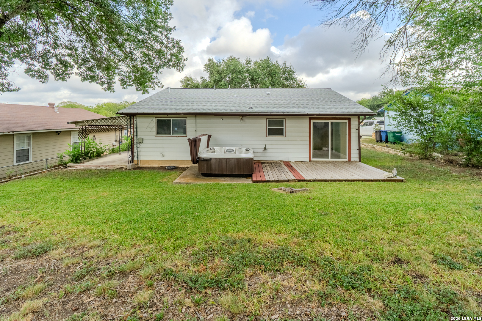 main property photo 26