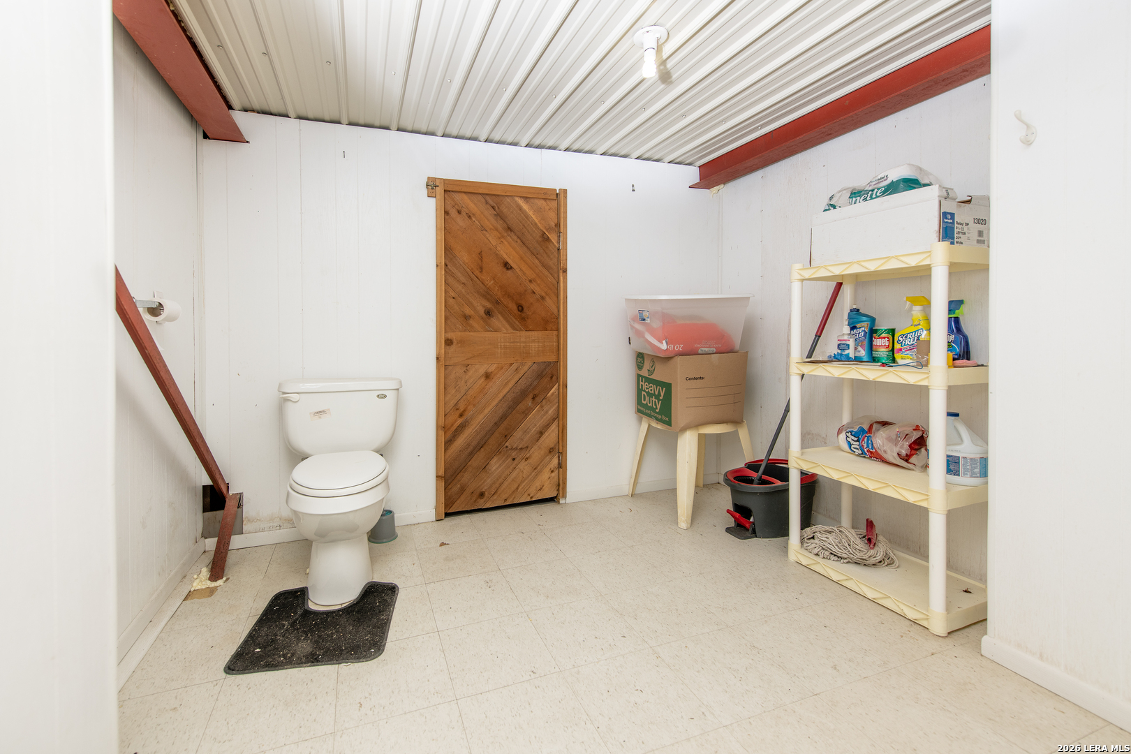 main property photo 22