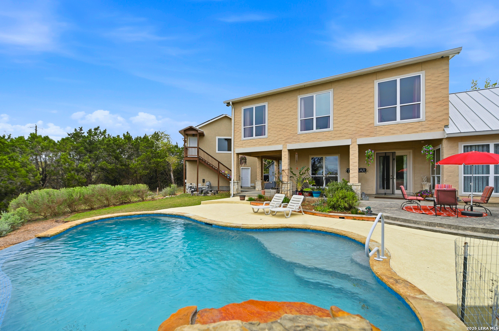 main property photo 49
