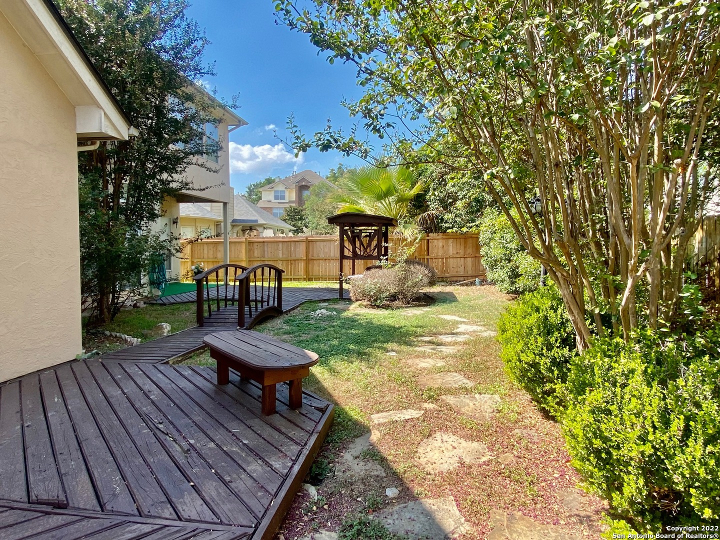 main property photo 24