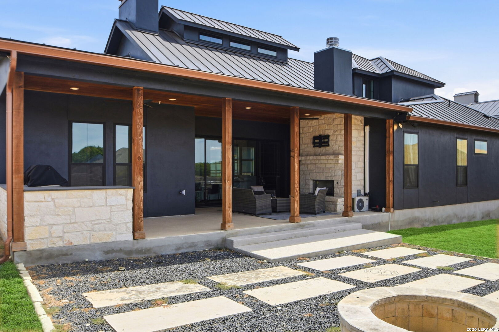 main property photo 47