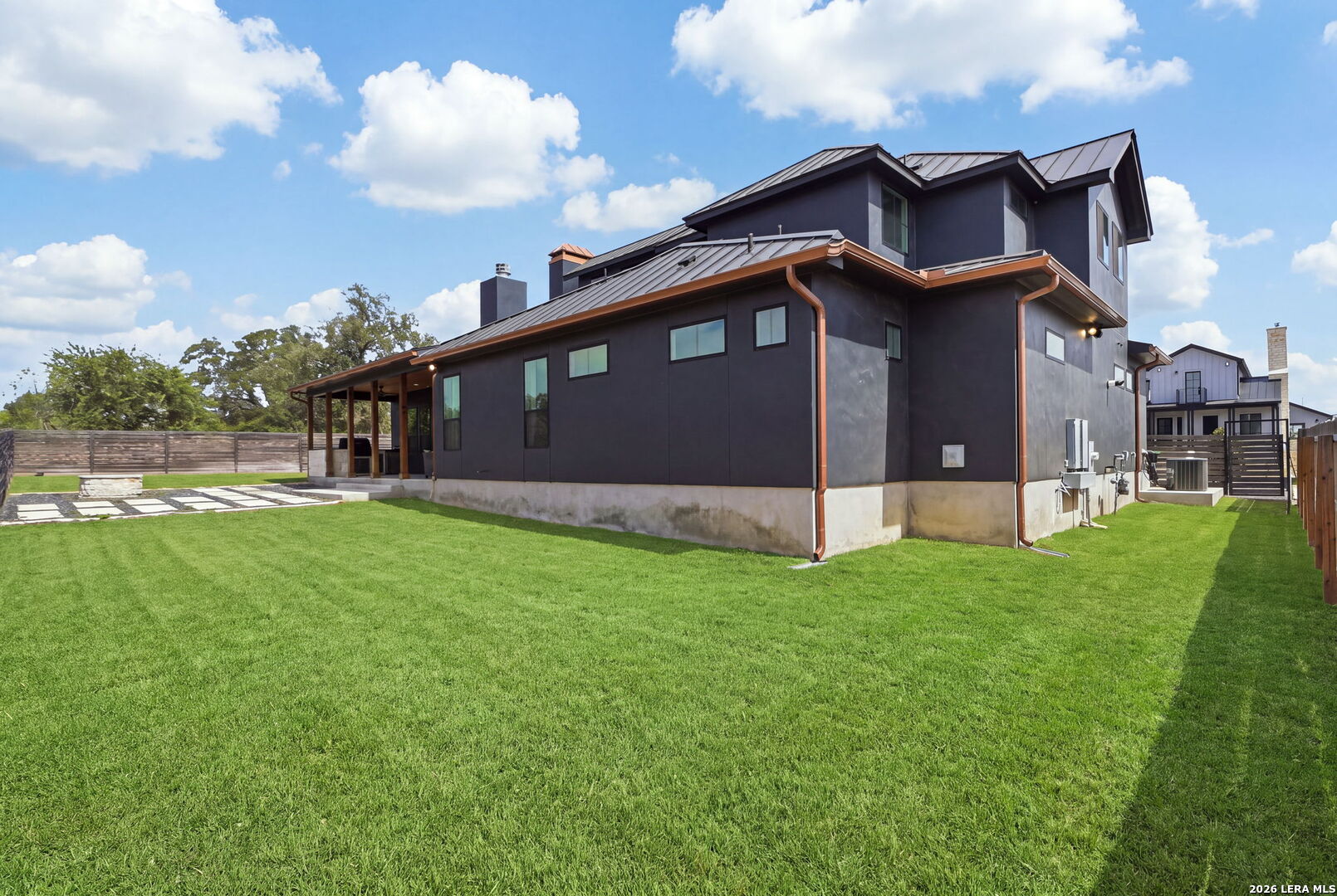 main property photo 49