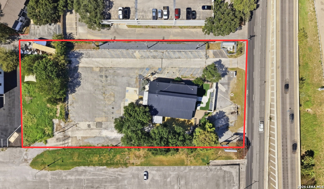 main property photo 37