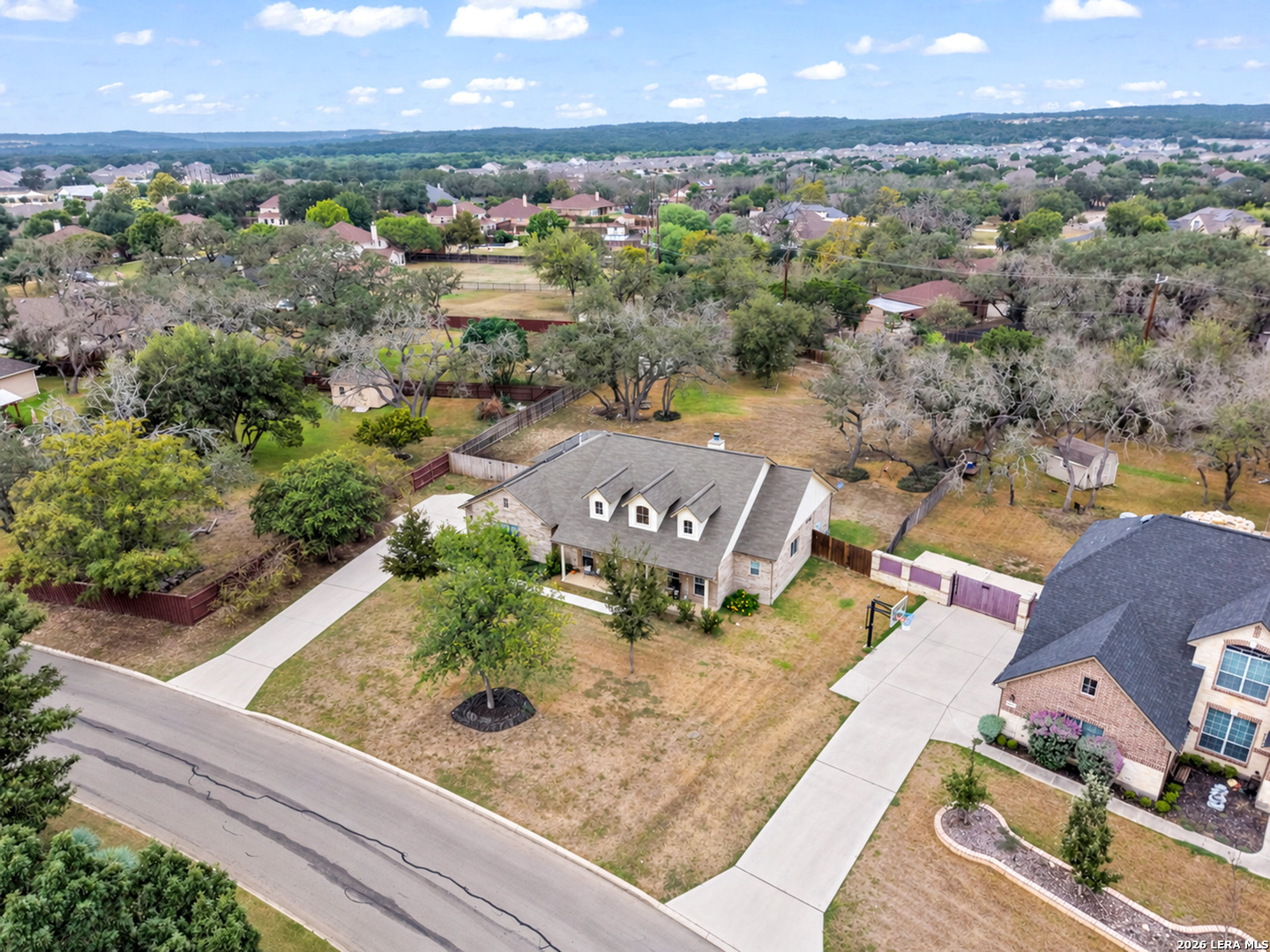 main property photo 5