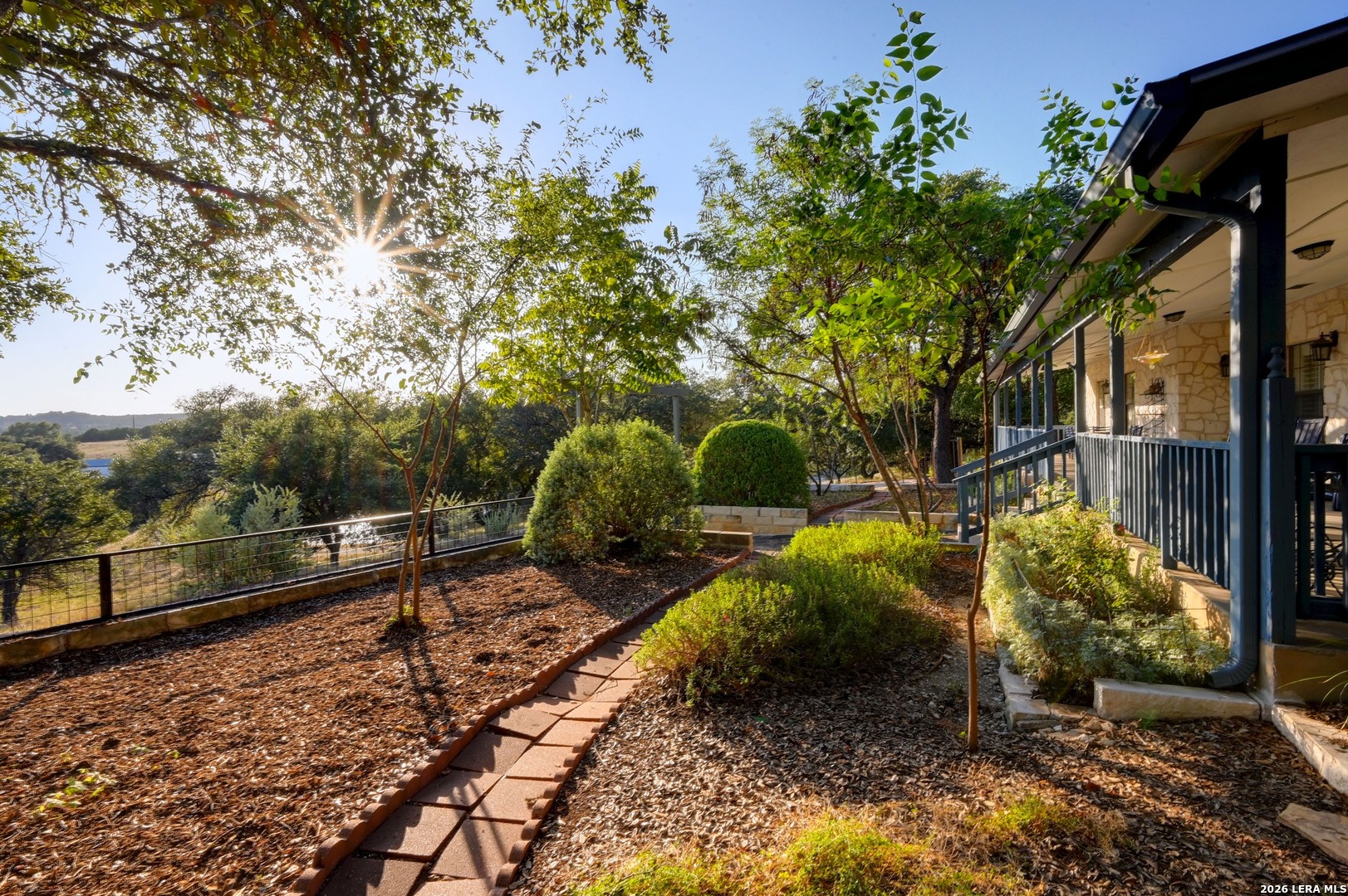 main property photo 26