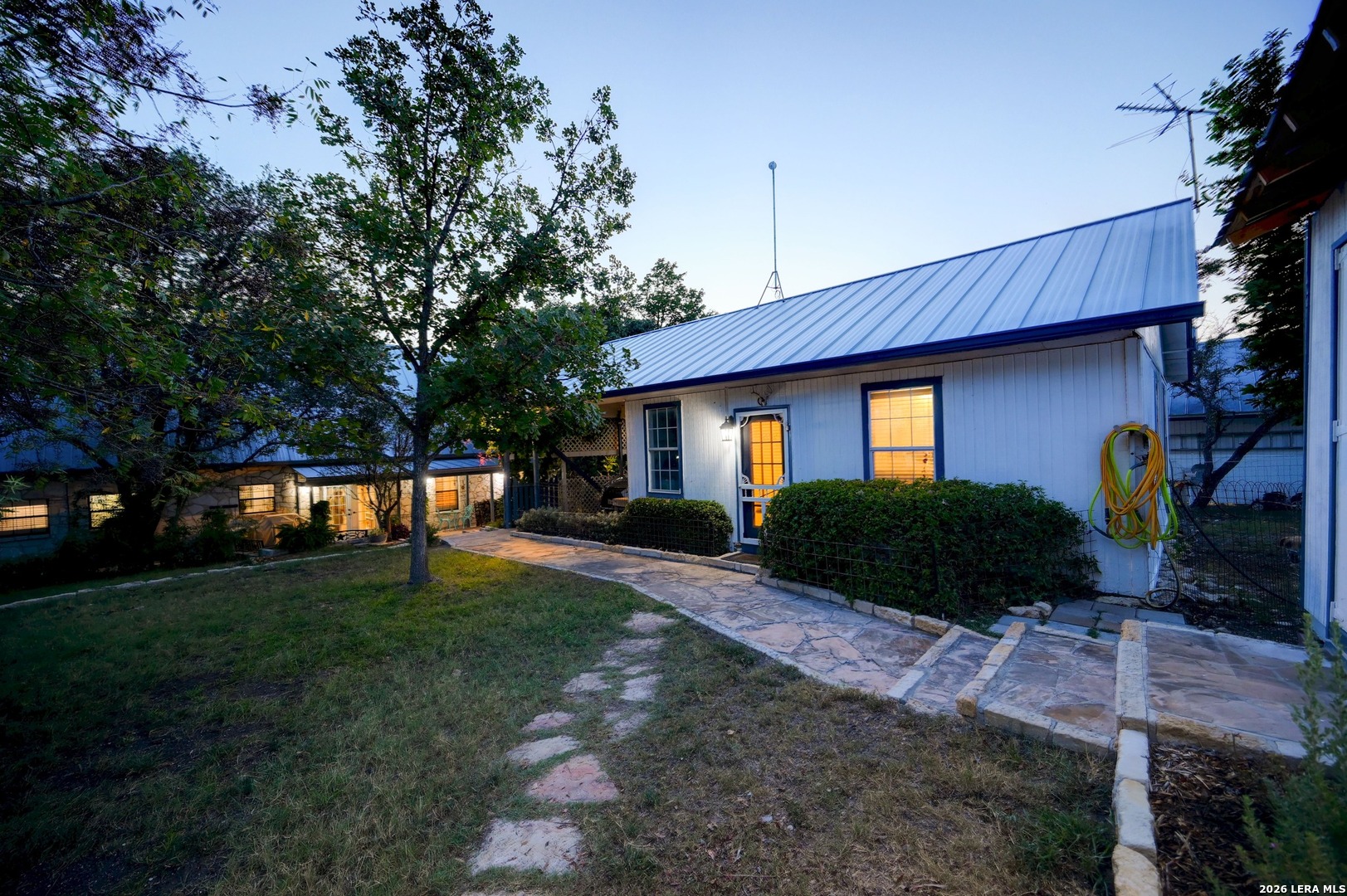 main property photo 45