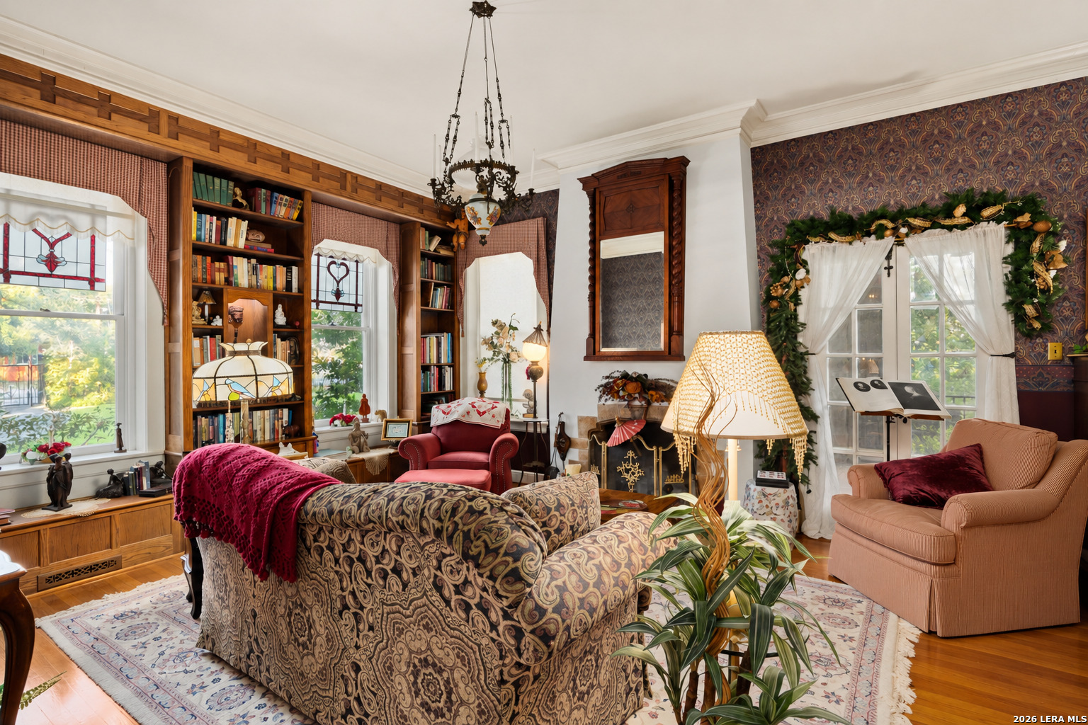 main property photo 10