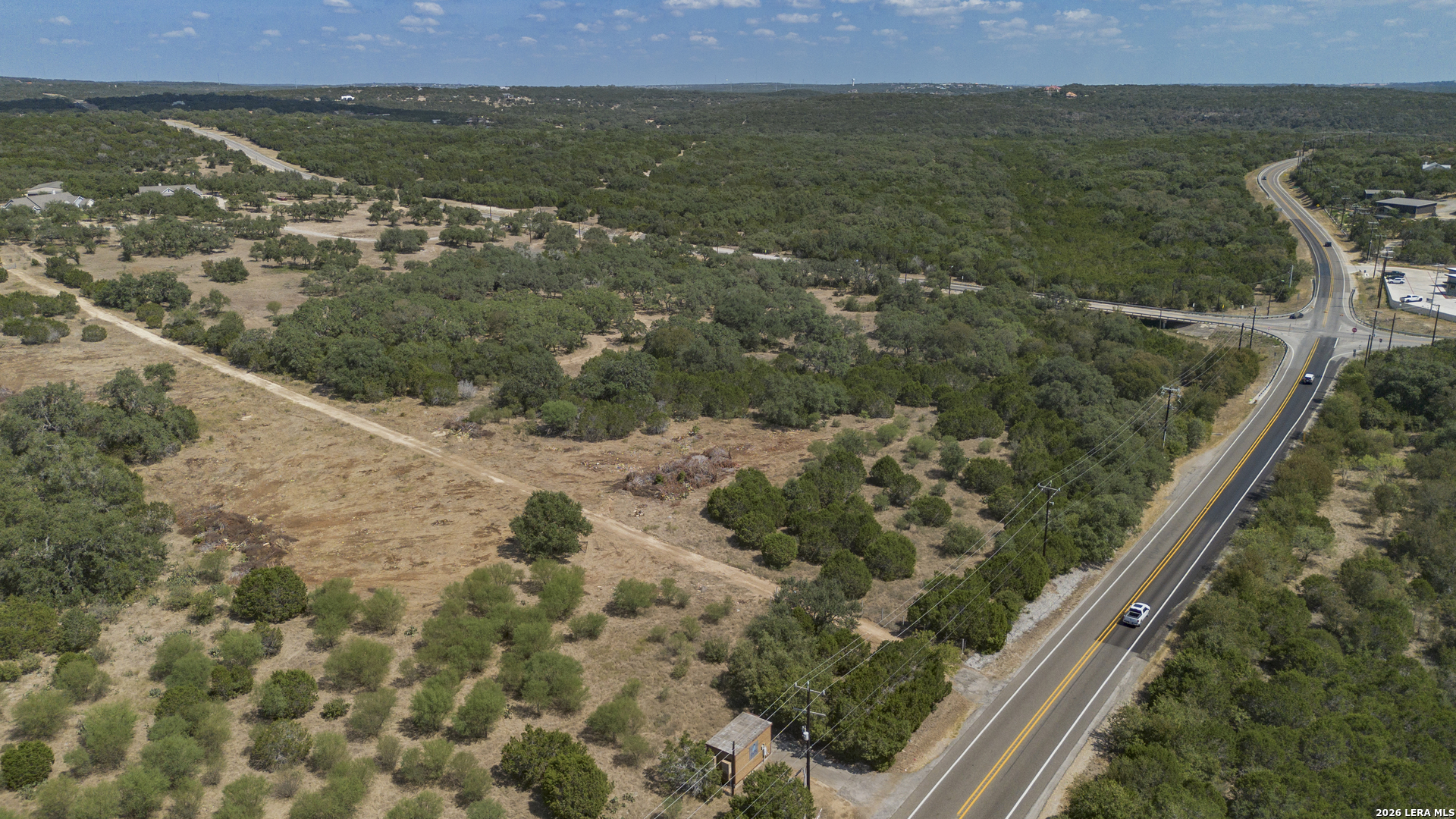 main property photo 9