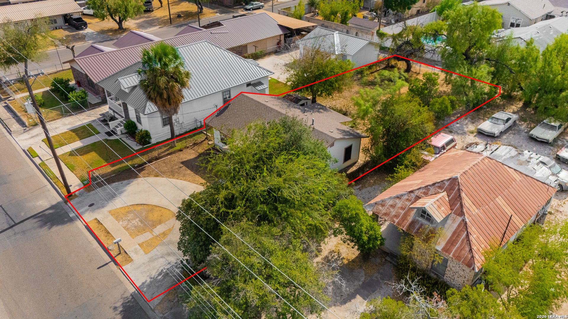 main property photo 22