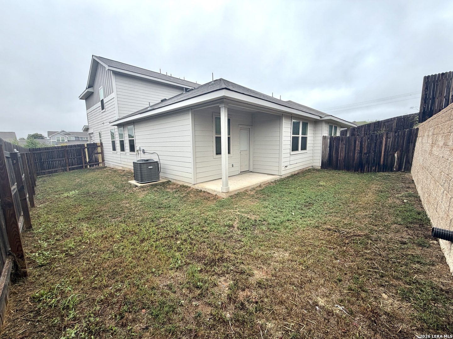 main property photo 24