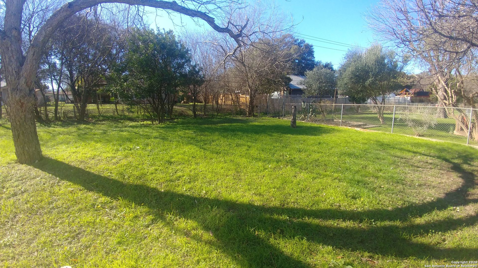 main property photo 22