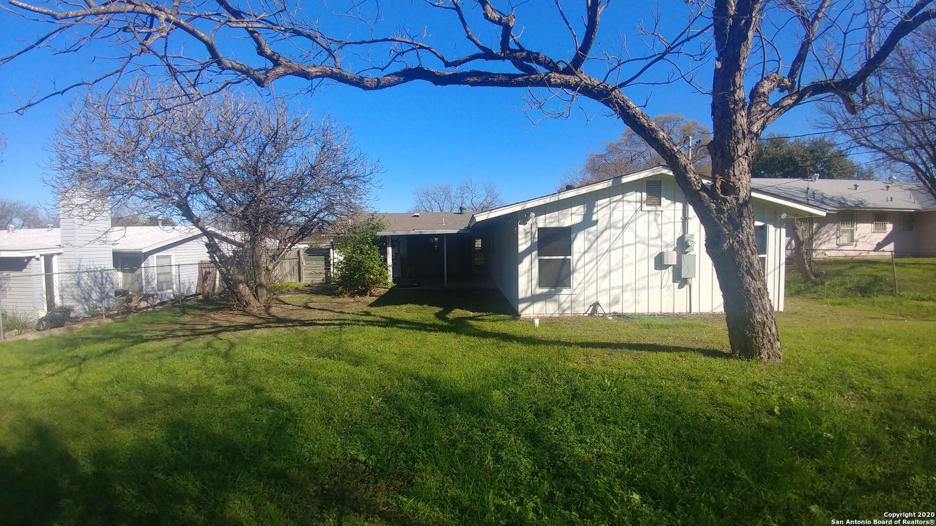 main property photo 23