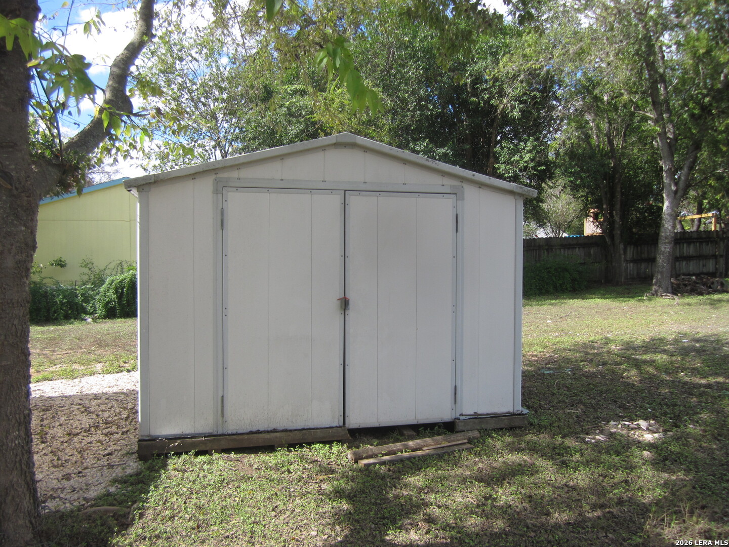 main property photo 22
