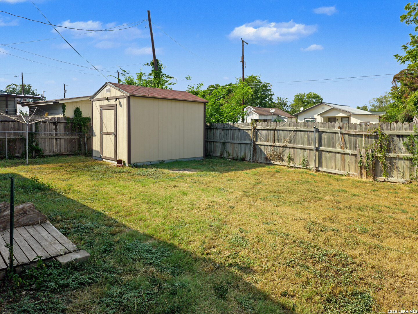 main property photo 10