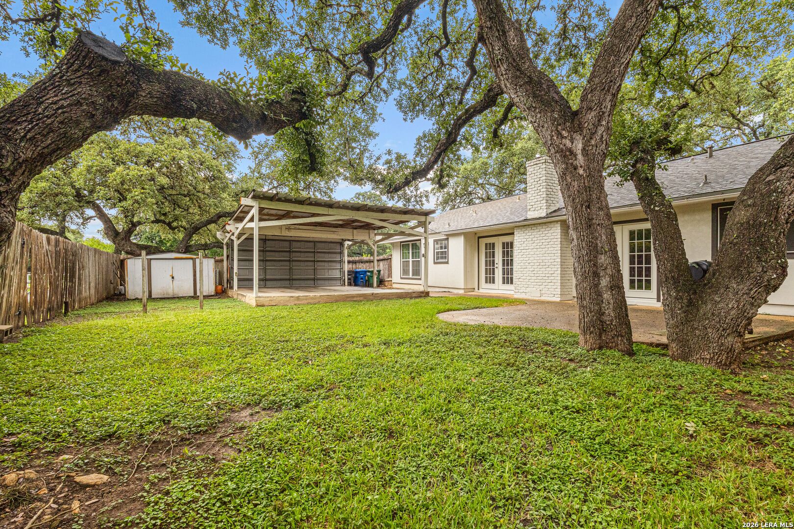 main property photo 25