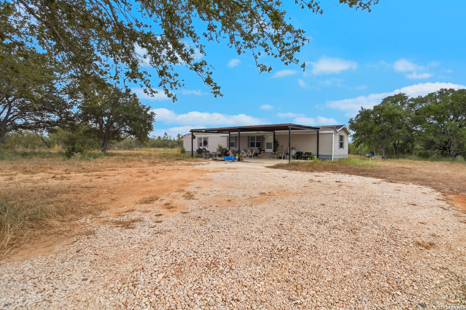 main property photo 35