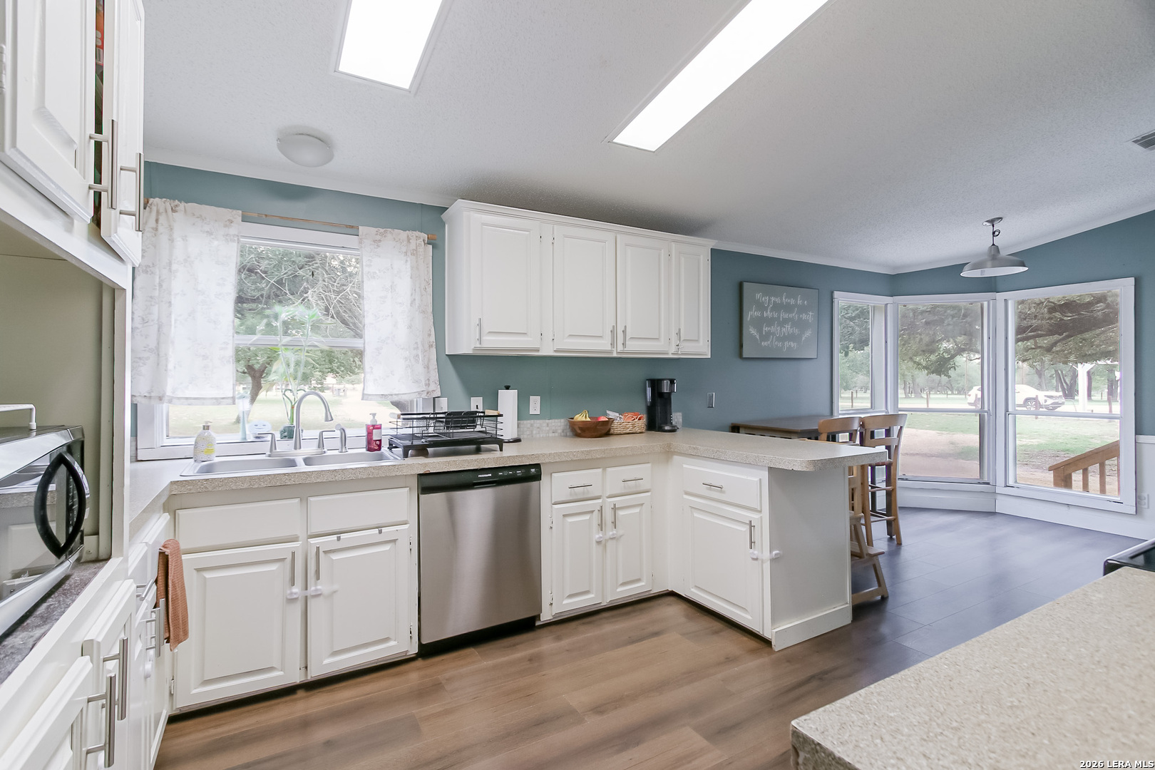 main property photo 13