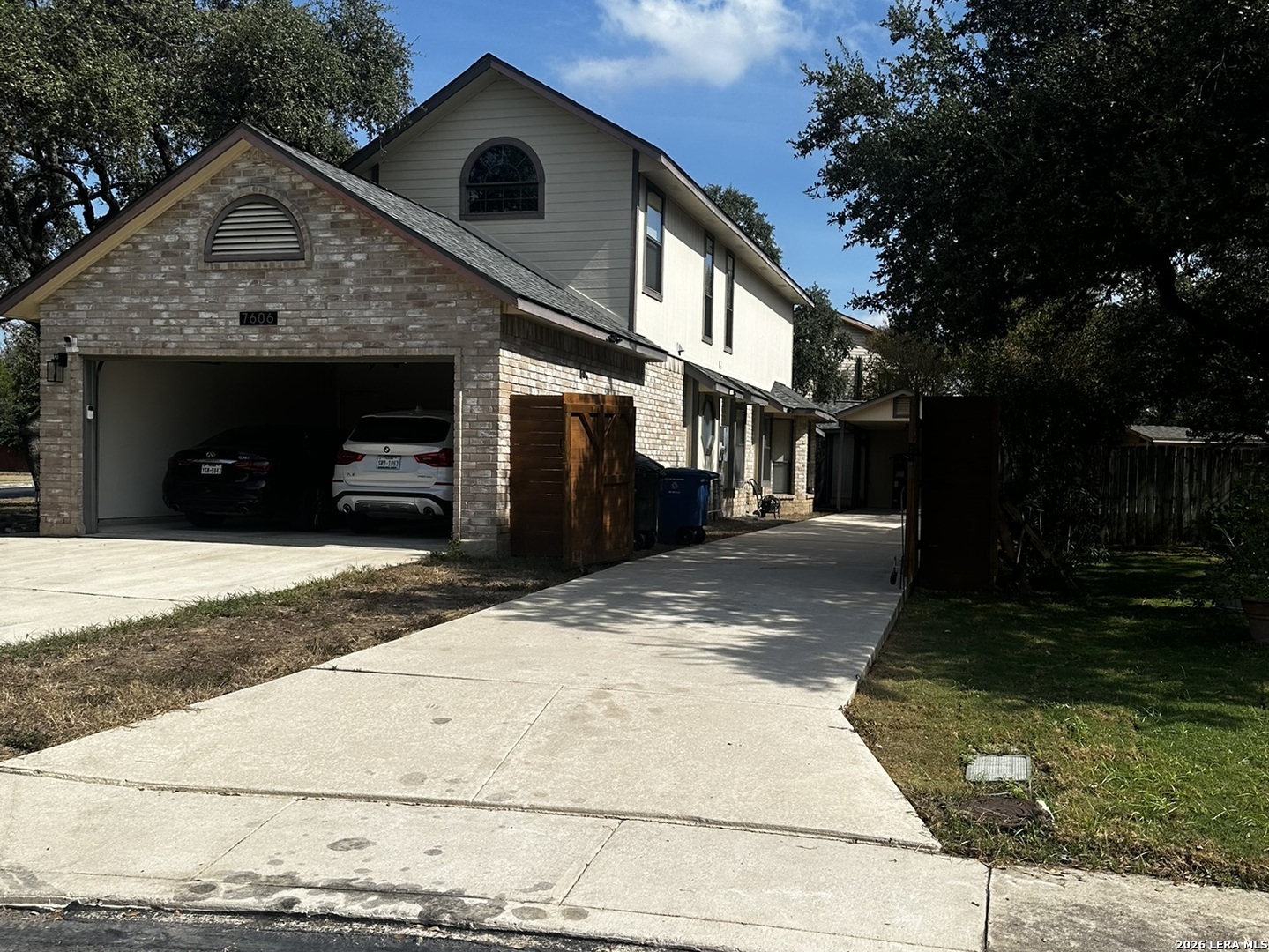 main property photo 14