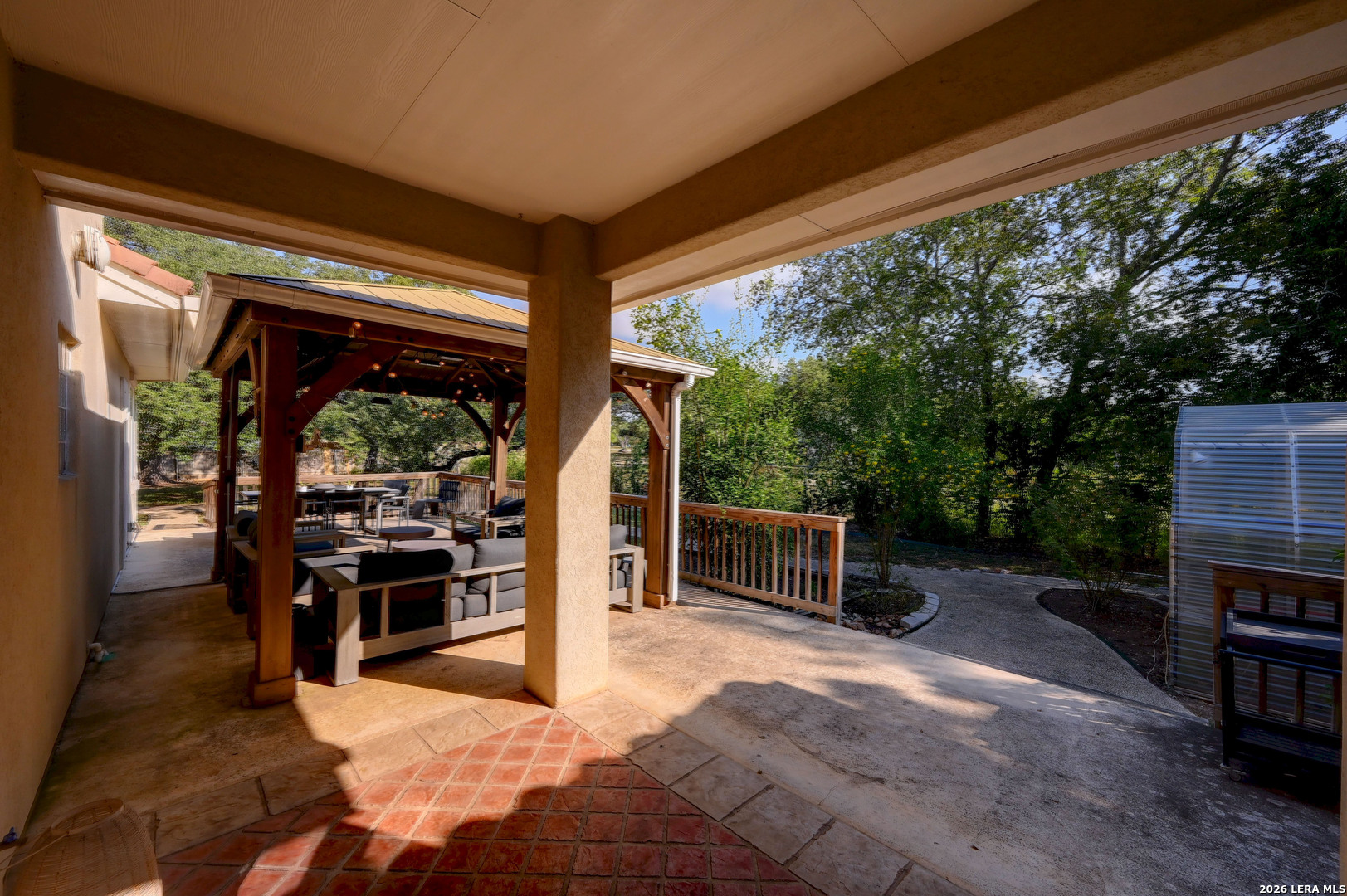 main property photo 45