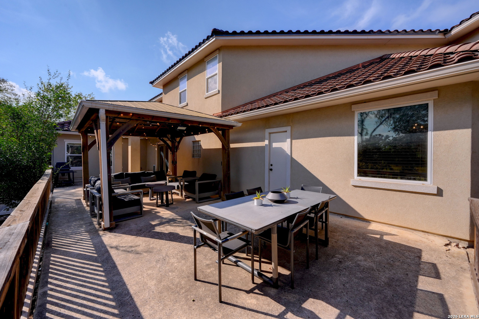 main property photo 49