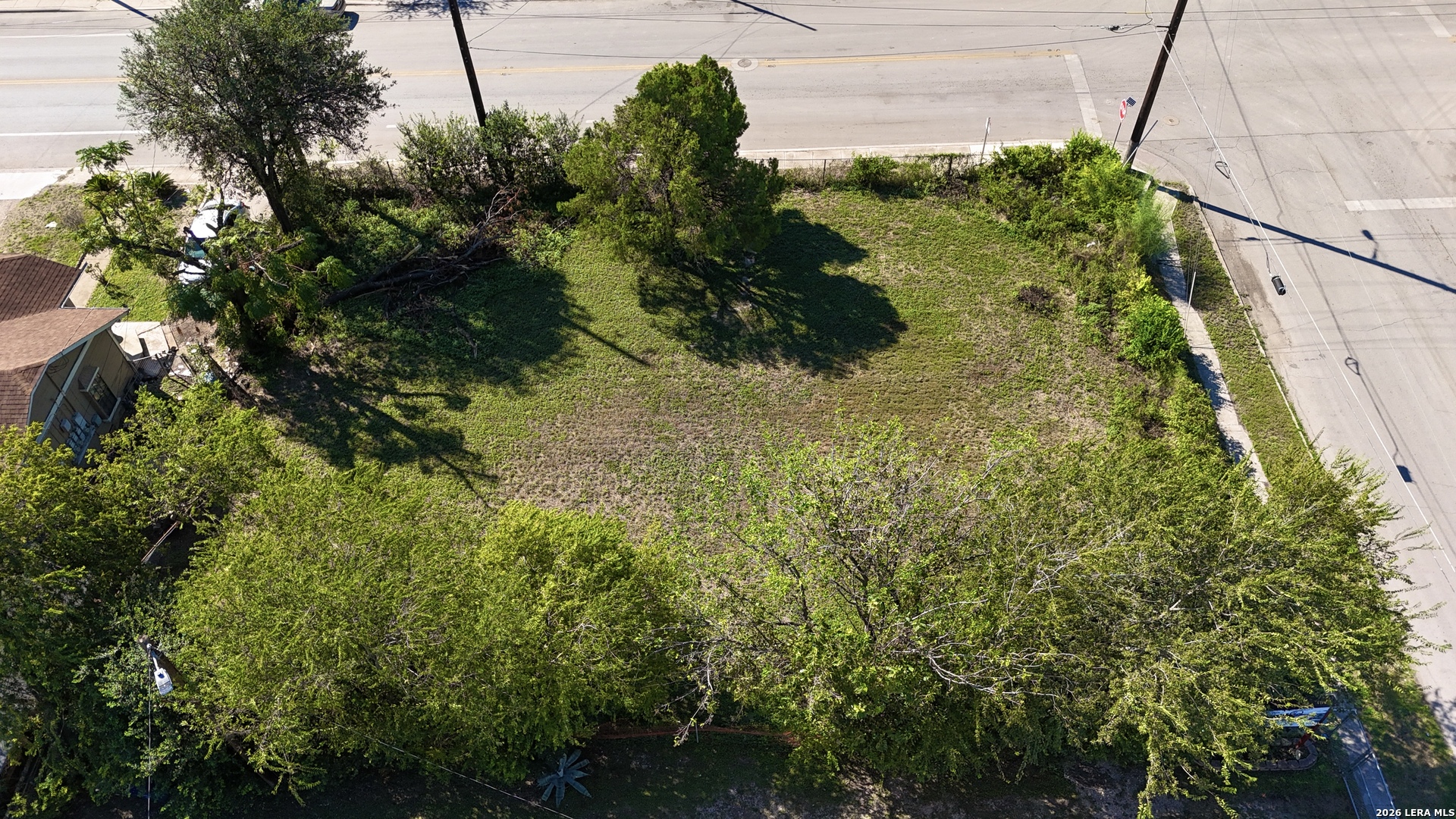main property photo 7