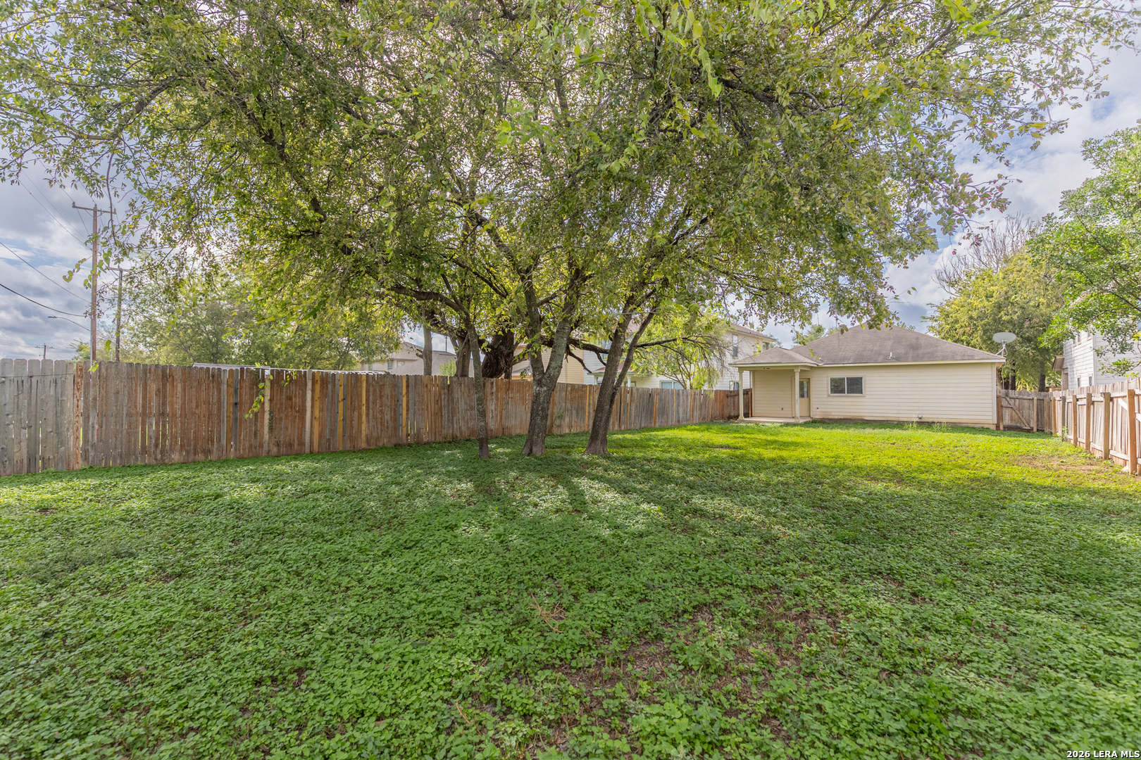 main property photo 25
