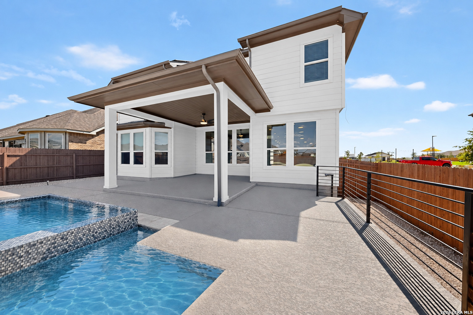 main property photo 45