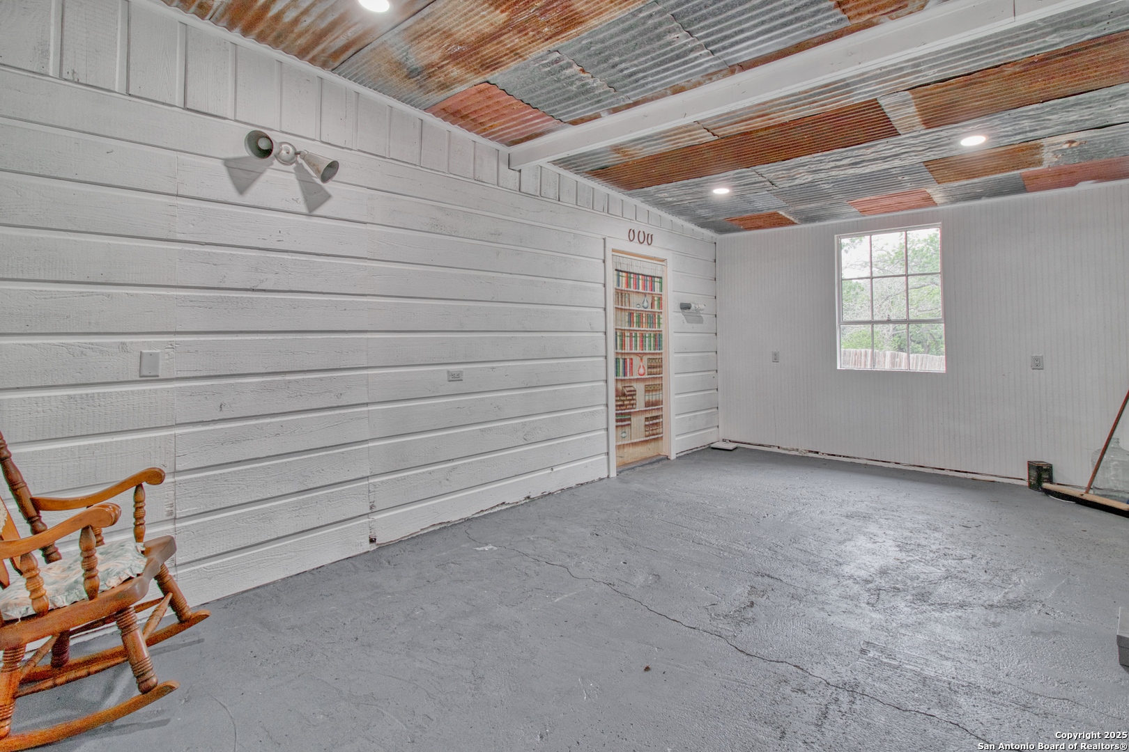 main property photo 61