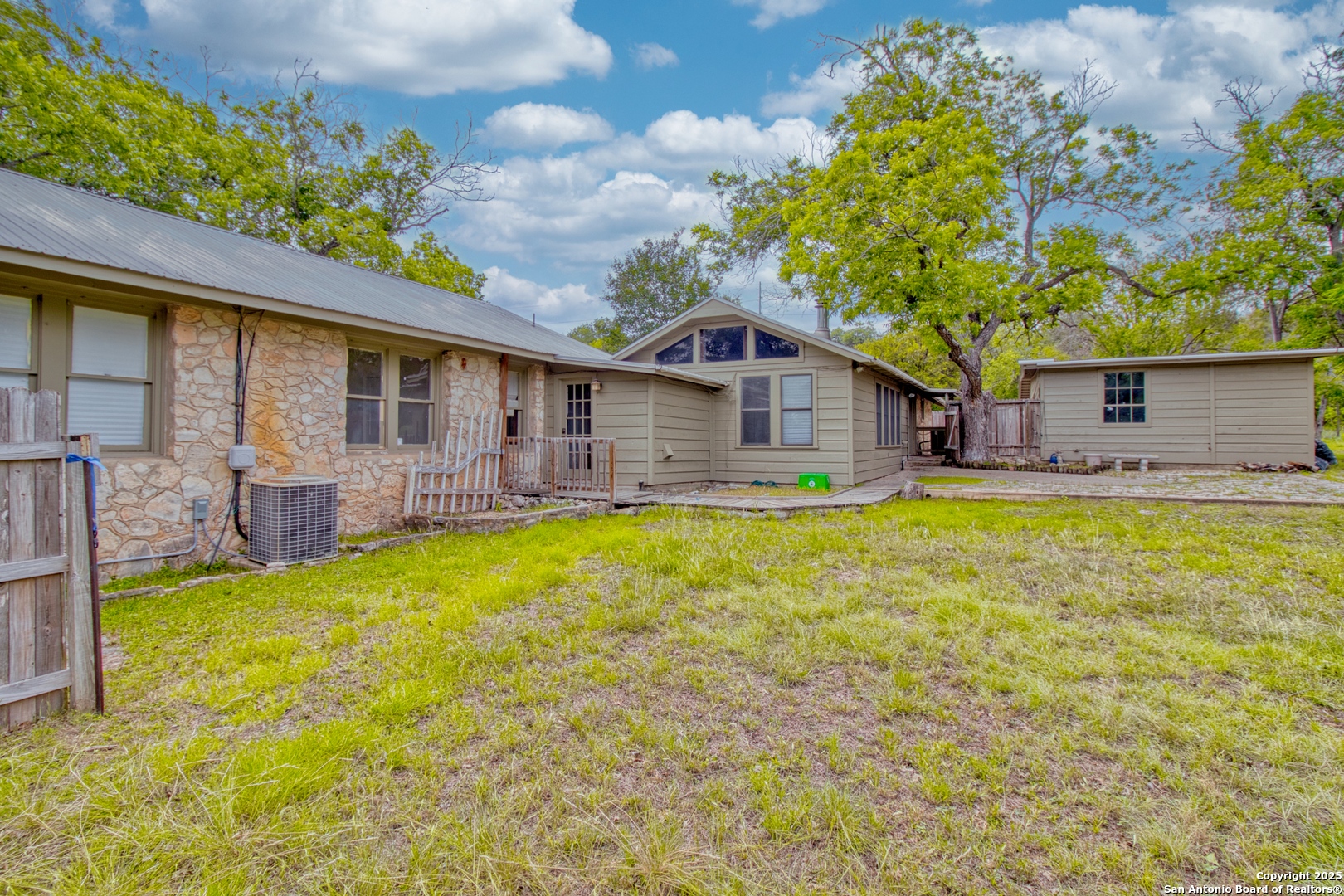main property photo 75