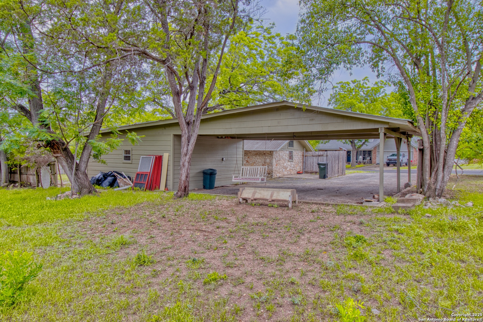 main property photo 79