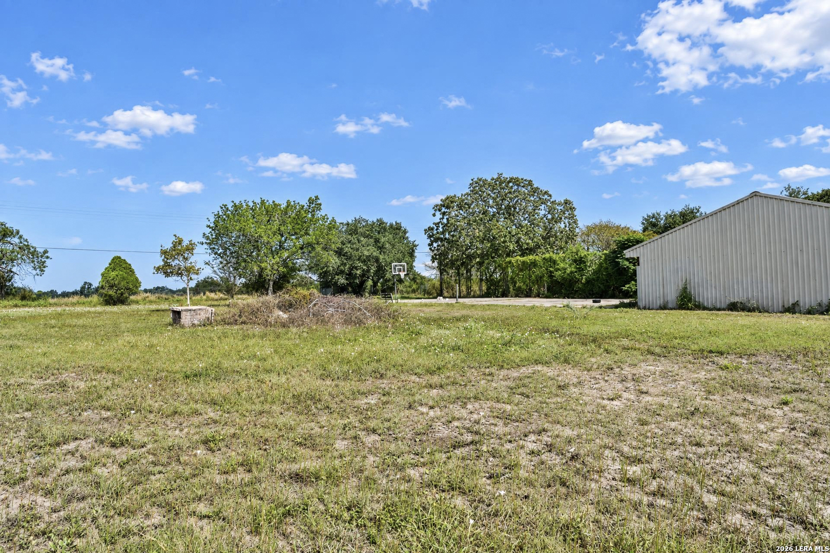 main property photo 39