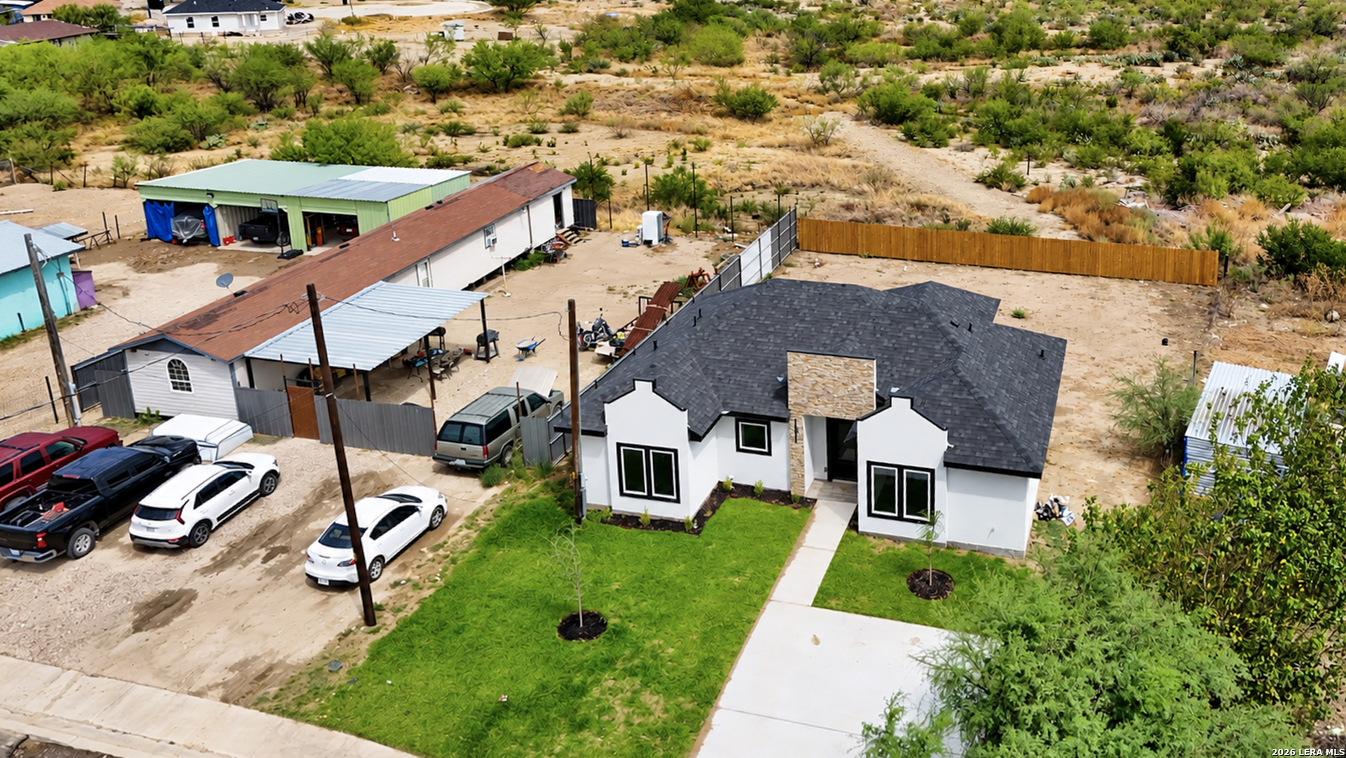 main property photo 2