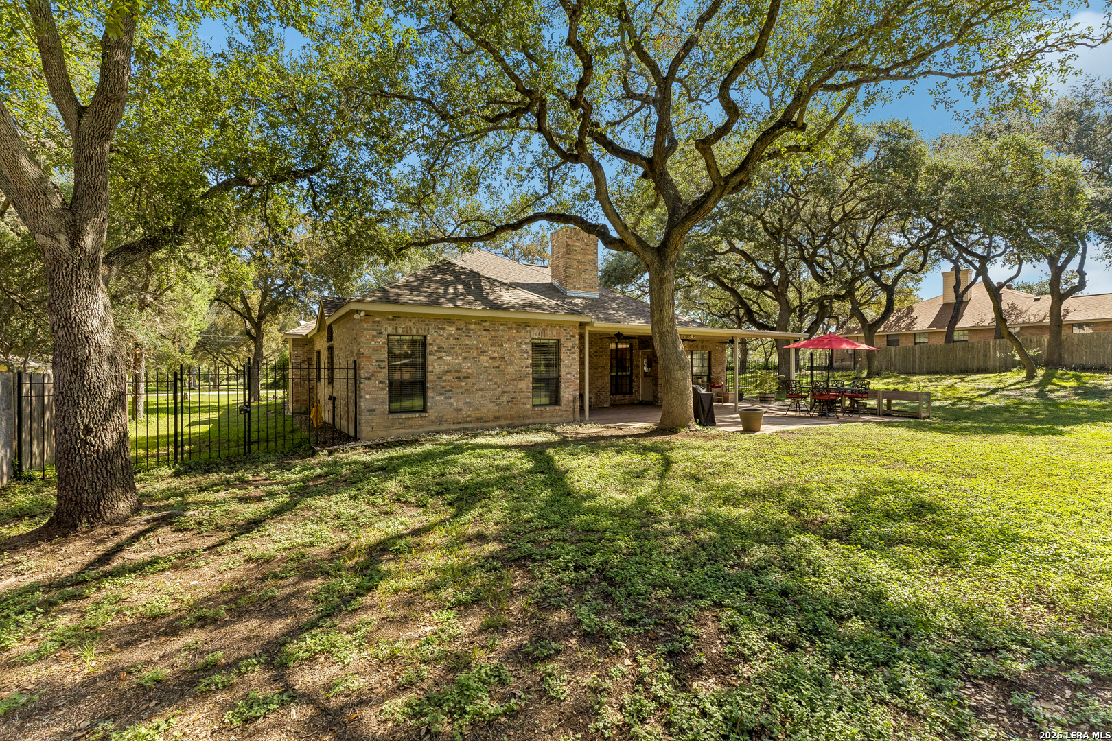 main property photo 34