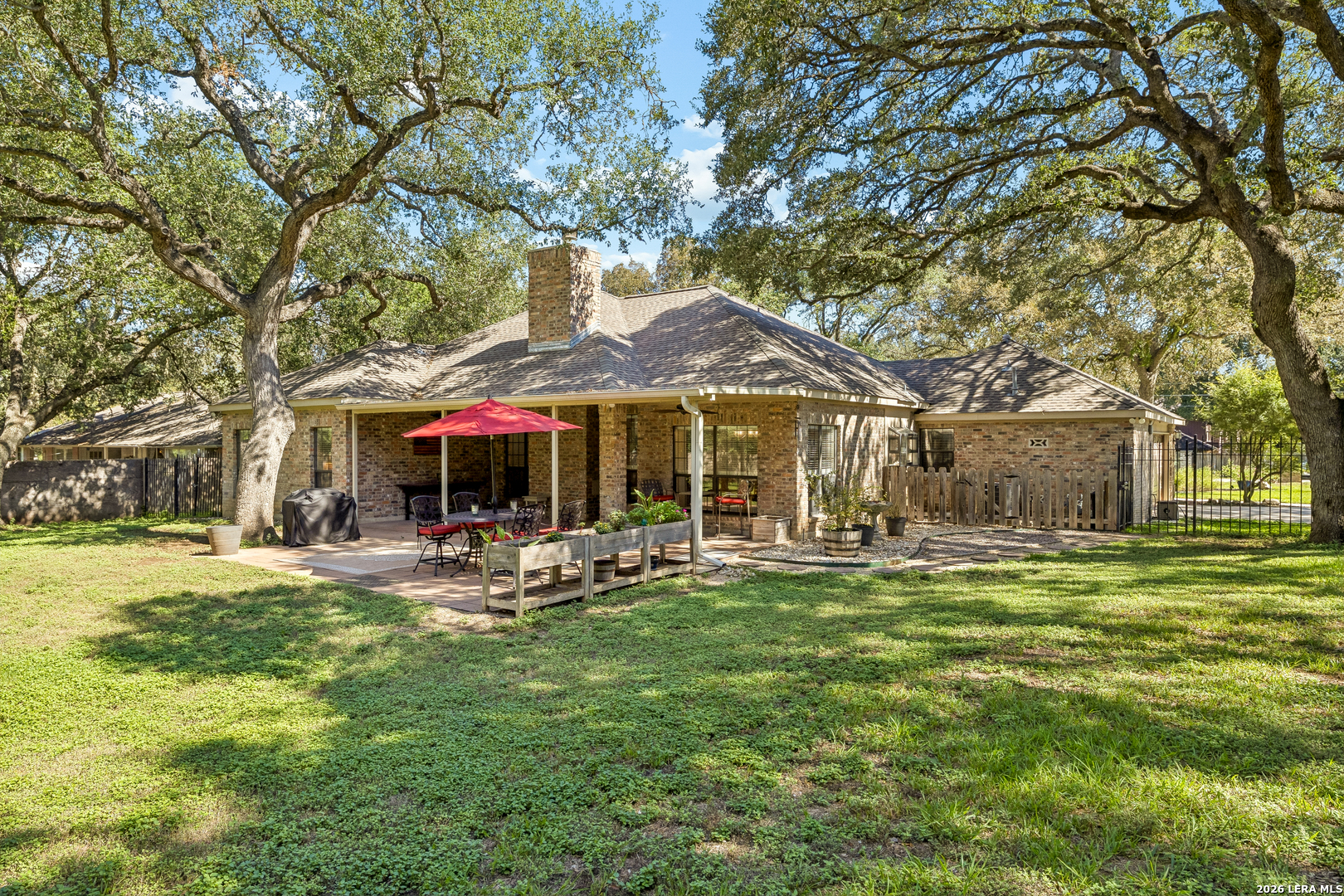 main property photo 36